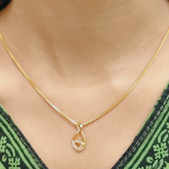 Women’s Pendant – Round Cut Cubic Zirconia, White Diamond Look, 925 Sterling Silver