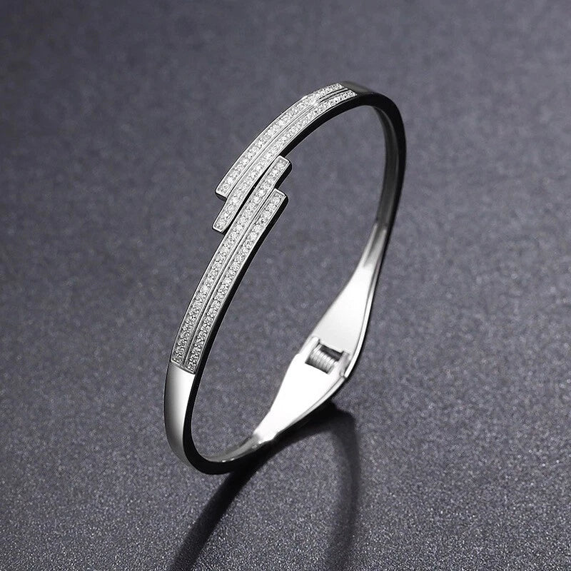 Classic Women's Cubic Zirconia Bracelet 925 Sterling Silver Plated