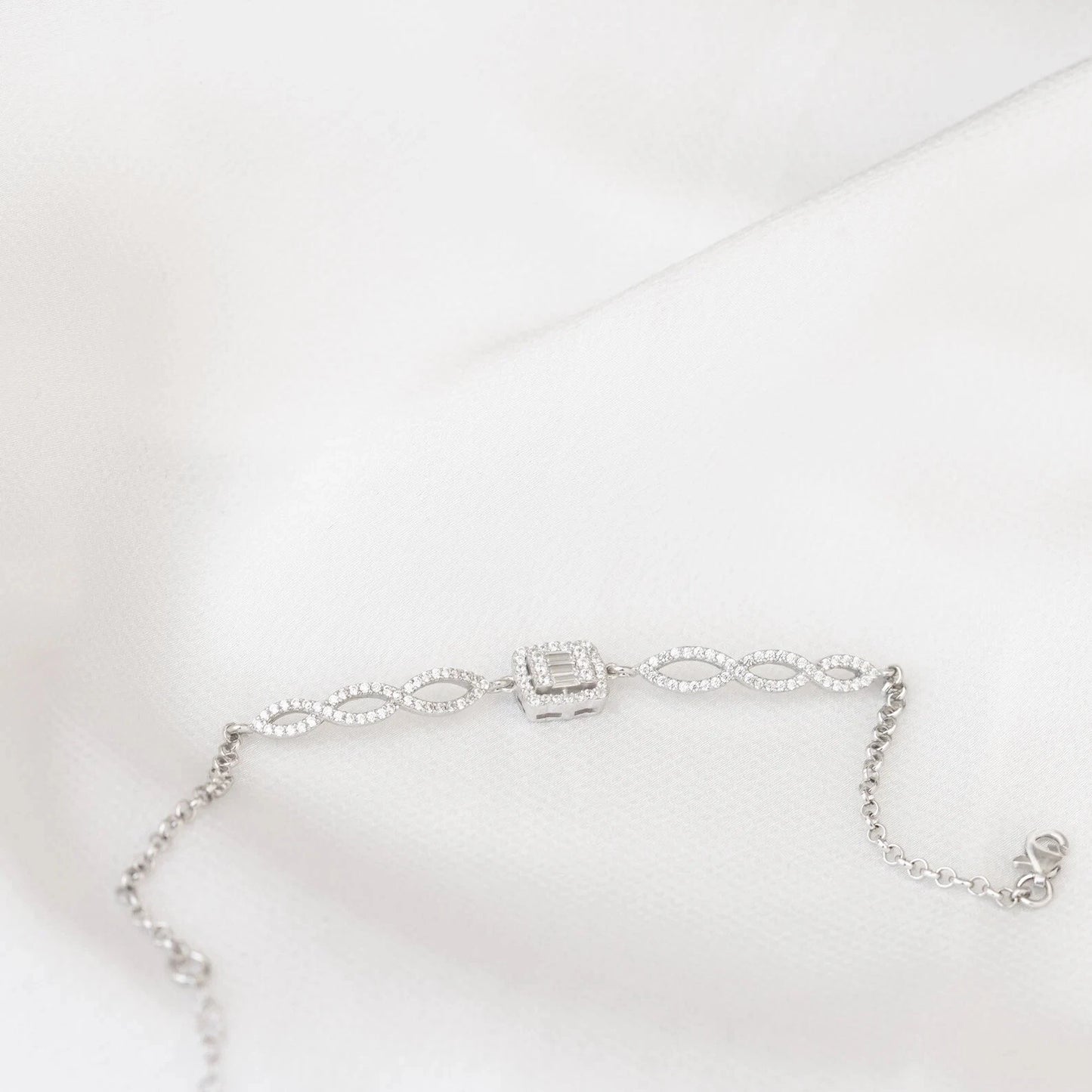 Women’s Round Cut 925 Sterling Silver Cubic Zirconia Diamond Bracelet