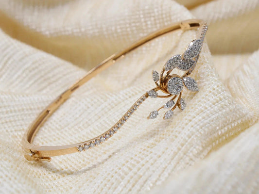 Women’s Round Cut 925 Sterling Silver Cubic Zirconia Diamond Bangle