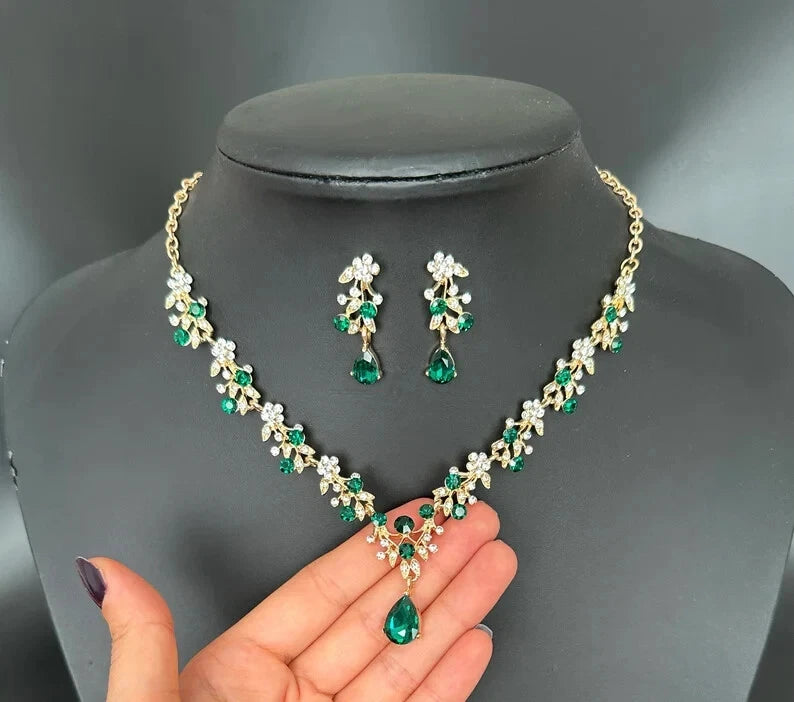 Women’s Necklace & Earrings Set 925 Sterling Silver with Green Cubic Zirconia