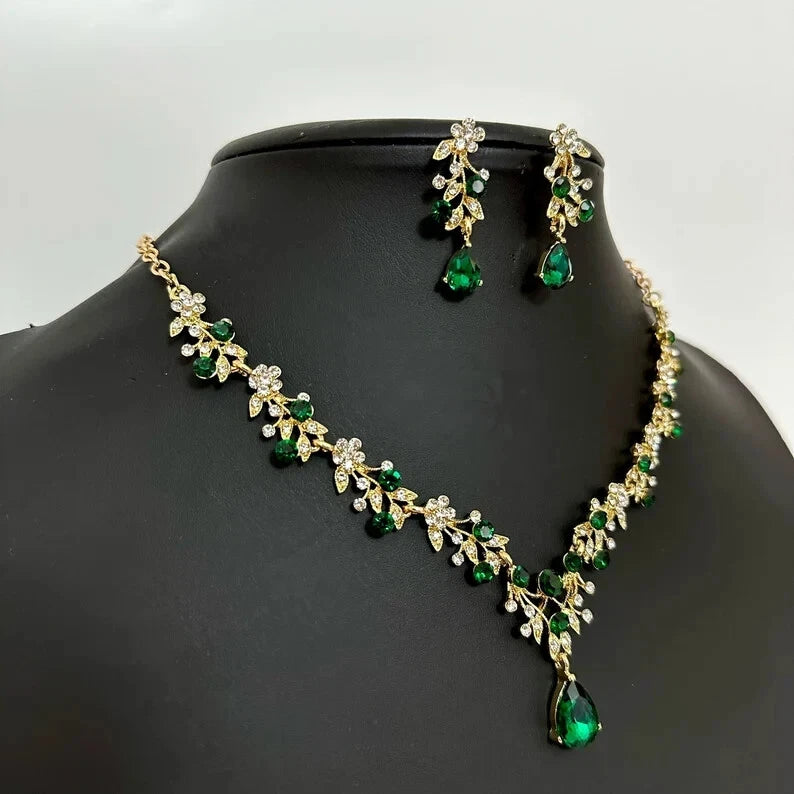 Women’s Necklace & Earrings Set 925 Sterling Silver with Green Cubic Zirconia