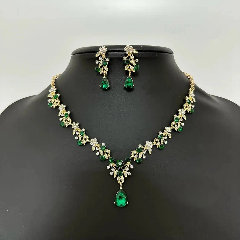Women’s Necklace & Earrings Set 925 Sterling Silver with Green Cubic Zirconia