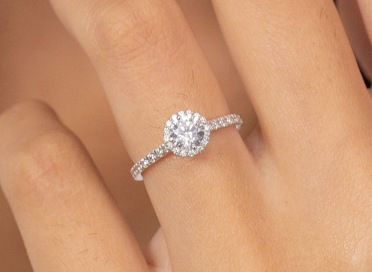 Women's 2 Ct Round Cut Cubic Zirconia Diamond Stud Earrings 925 Silver