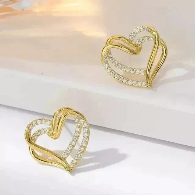 Women’s Heart-Shaped White Moissanite Earrings – 925 Sterling Silver