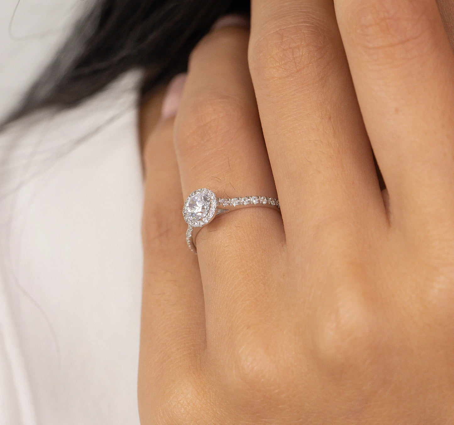 Women's 2 Ct Round Cut Cubic Zirconia Diamond Stud Earrings 925 Silver