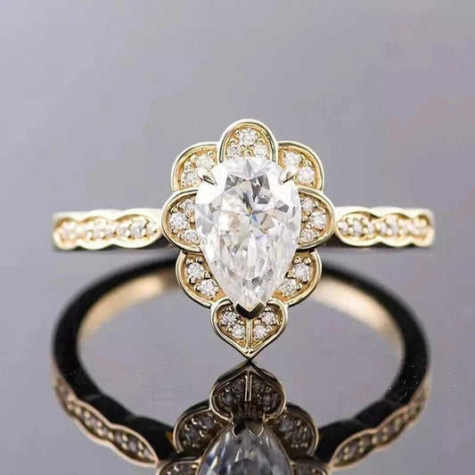 Women's Classic 925 Sterling Silver Ring with Sparkling