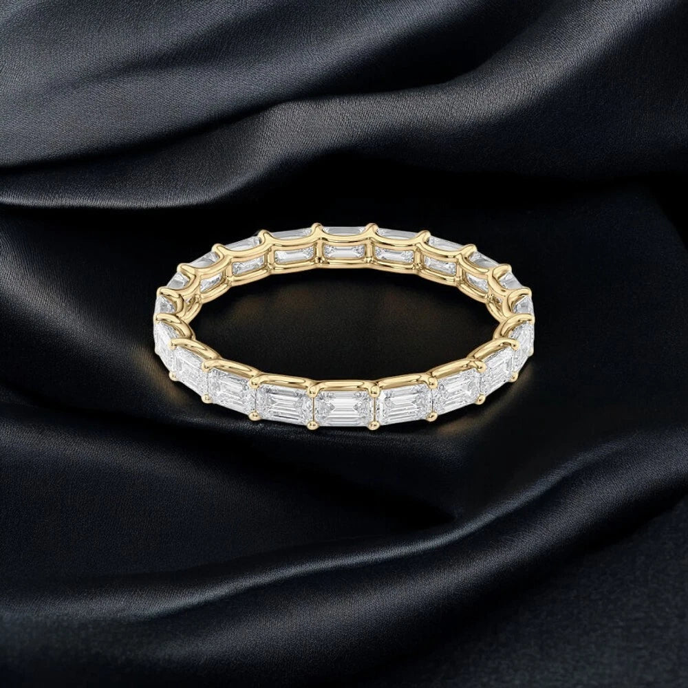 Elegant Women's Ring in 925 Sterling Silver