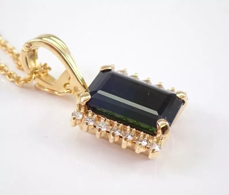 Women’s Fancy Pendant Necklace 925 Sterling Silver Cubic Zirconia Stones