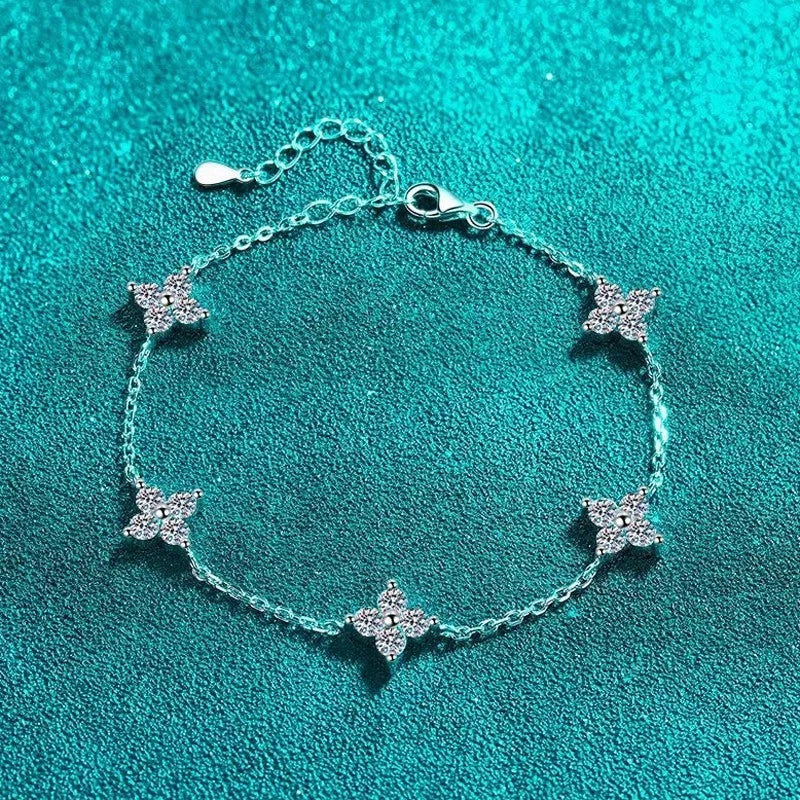 925 Sterling Silver Women's Bracelet with Cubic Zirconia Stones